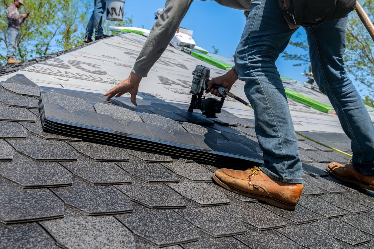 roof-repair-img https://www.carrolltonconstruction.com/wp-content/uploads/2025/09/roof-repair-img.jpg